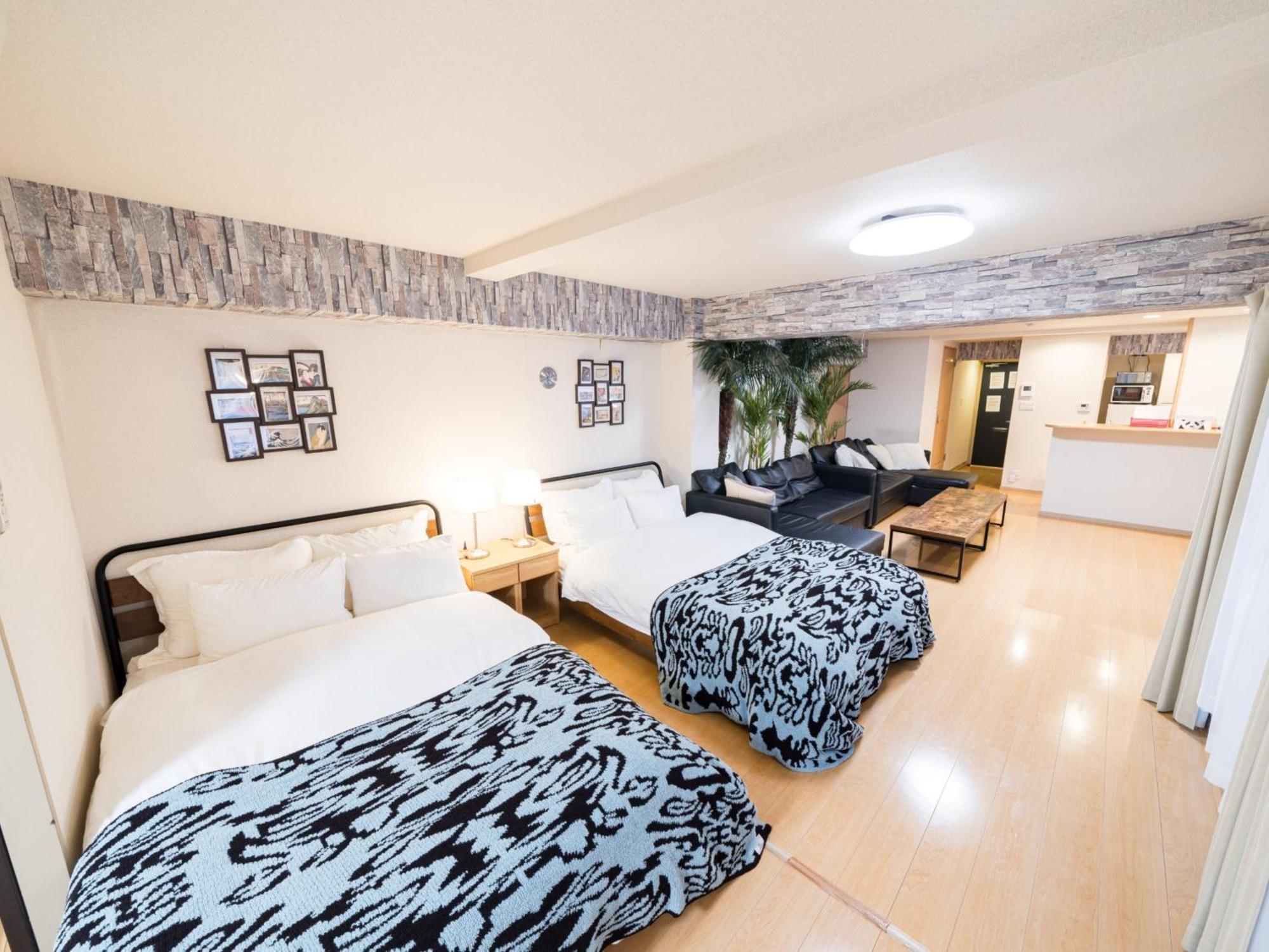 新宿/神楽坂駅徒歩1分/80㎡の広々としたお部屋 Apartment